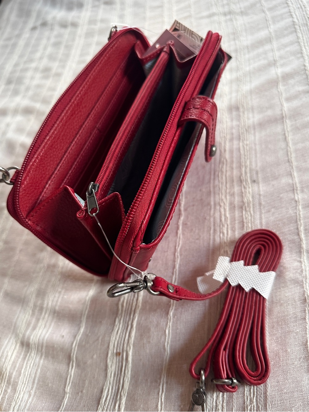 The Sak Iris Large Leather Smartphone Crossbody Wallet/Organizer in Scarlet Red - Picture 8 of 12